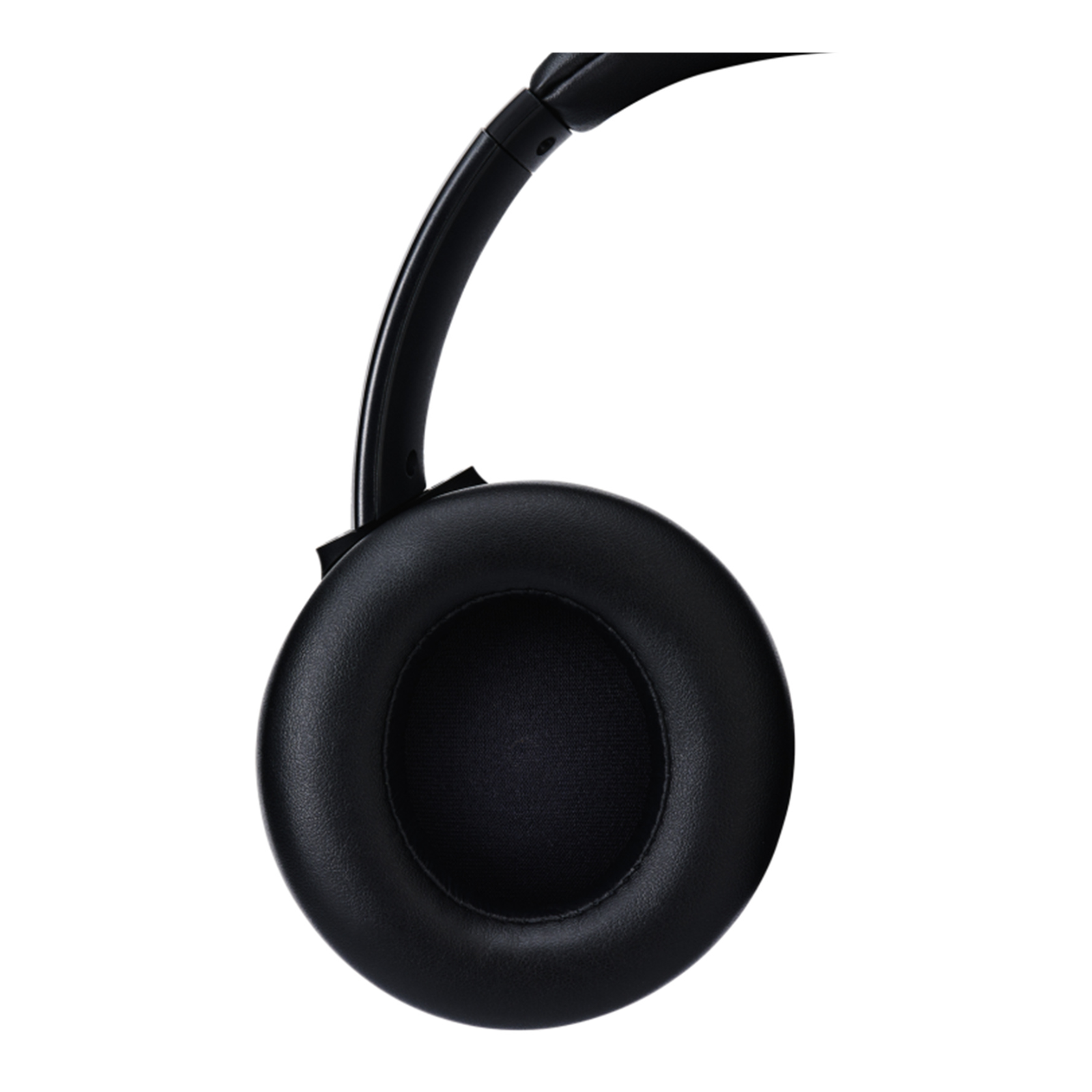 over-ear-noise-cancelling-headphone
