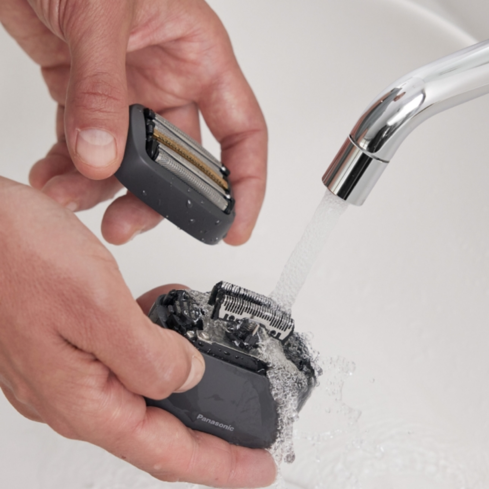 palm-size-shaver