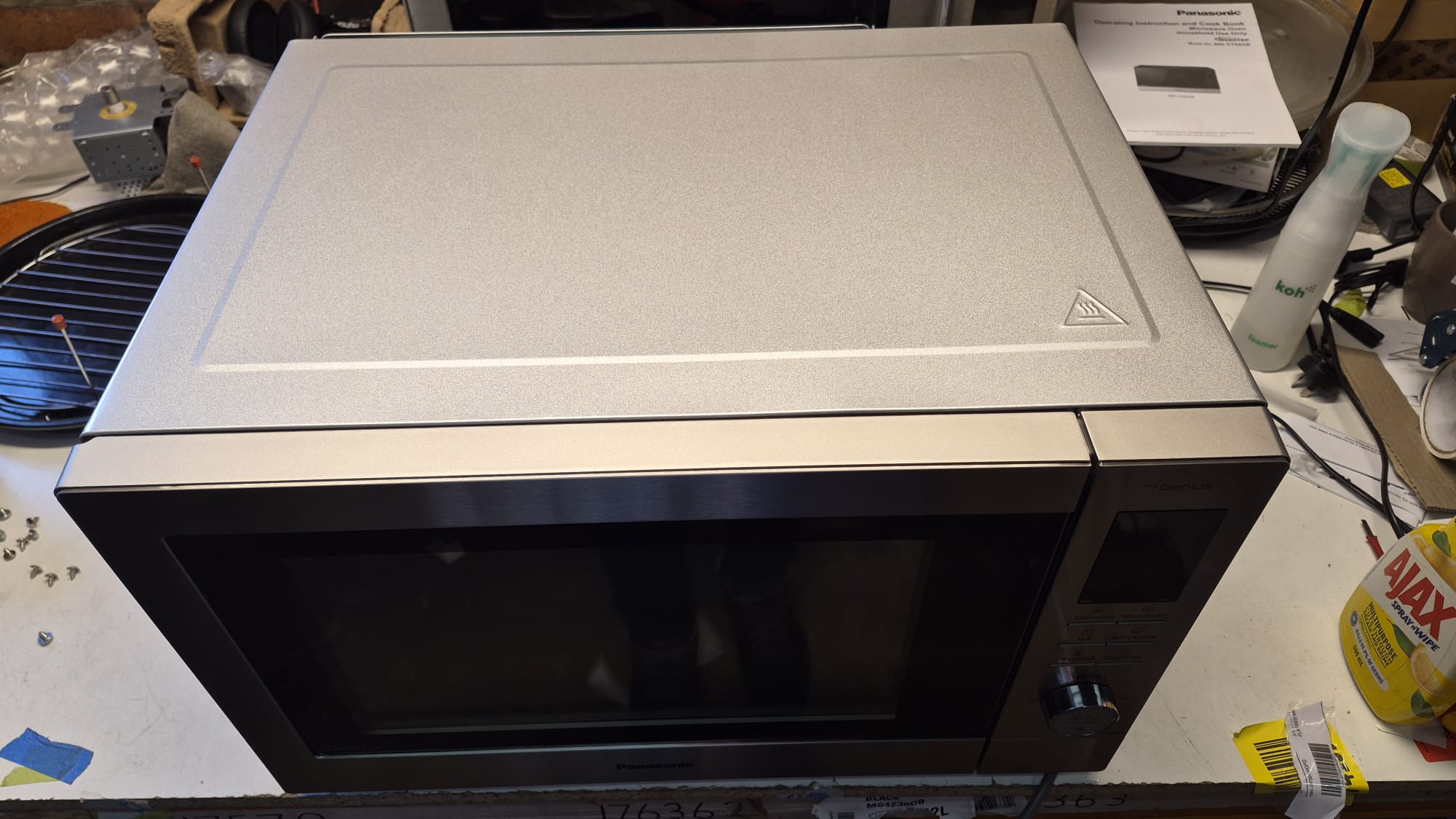 Panasonic 34L 4-in-1 Air Fry Convection Microwave Oven NN-CD88QS - Good - Refurbished