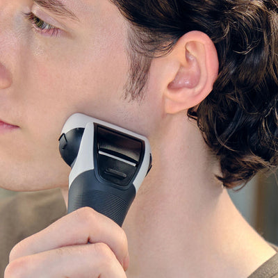 ES-LT2B-W841-3-blade-mens-shaver
