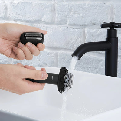 fully-waterproof-compact-shaver