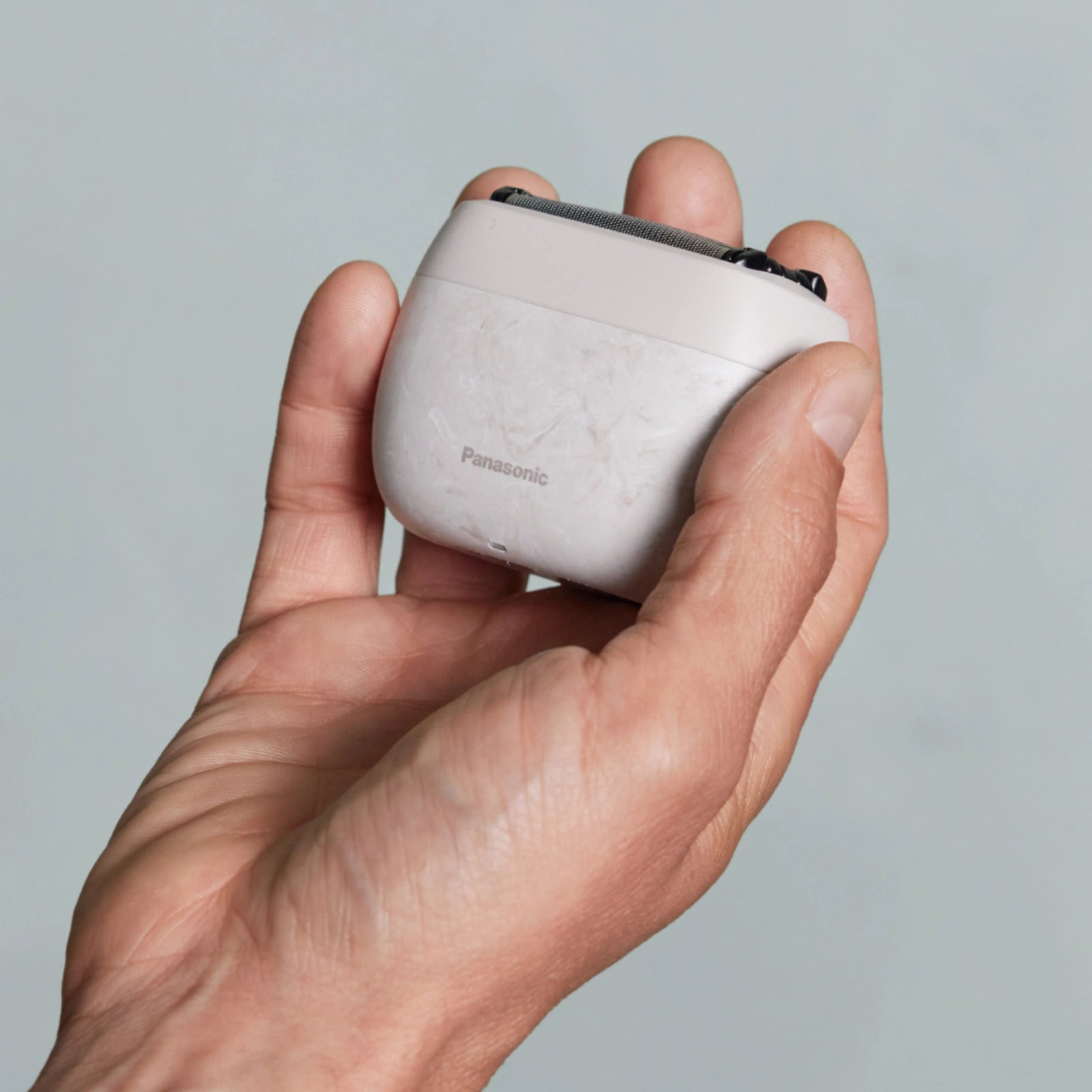 panasonic-palm-size-shaver