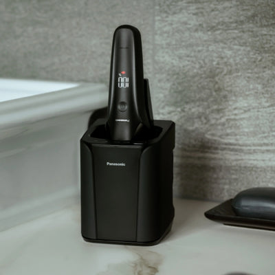 panasonic-shaver-with-cleaning-base